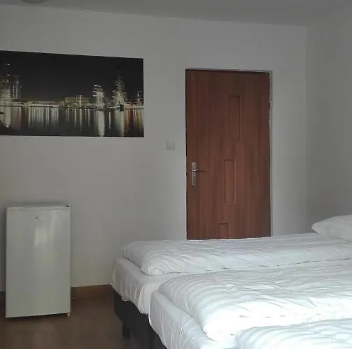 Πανσιόν Bryza Rewa