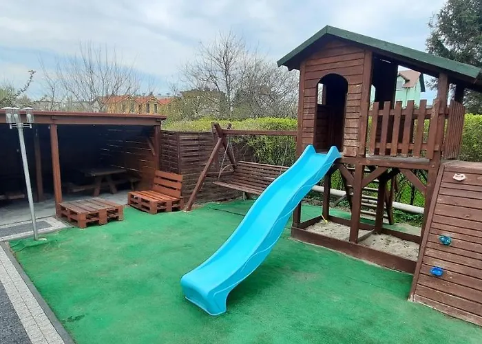 Bryza Πανσιόν 3*